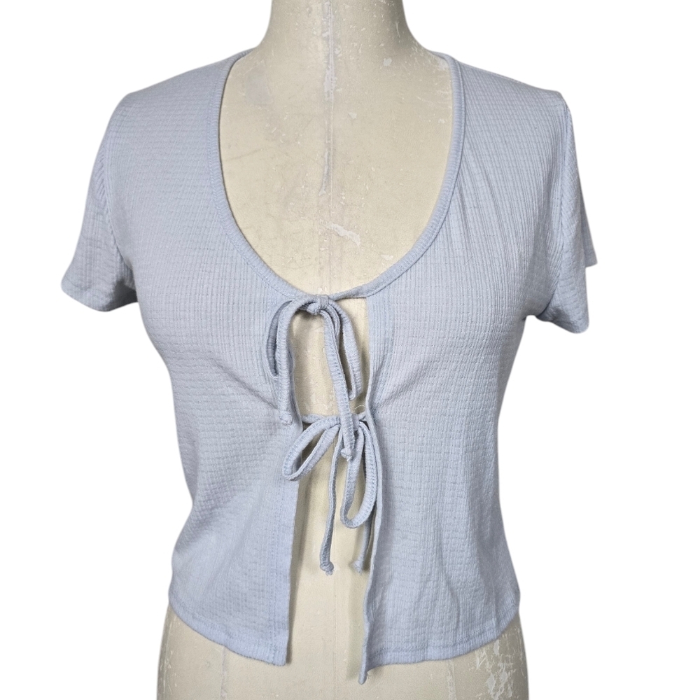 Rebellious Dreamer Baby Blue Double Tie Front Short Sleeves Top M
